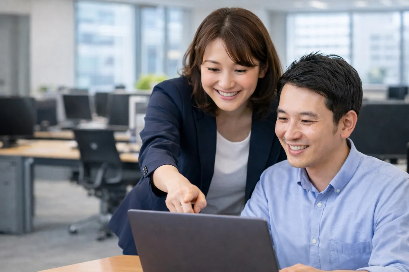 指導する講師と利用者